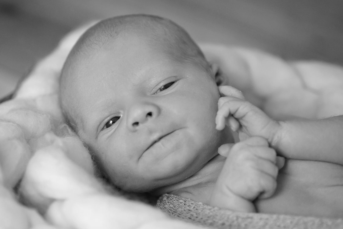 Babyfotograf Babyfotos Neugeborenes Familienfotos – Juna Photodesign