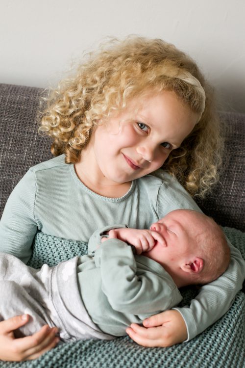 Babyfotograf Babyfotos Neugeborenes Familienfotos – Juna Photodesign