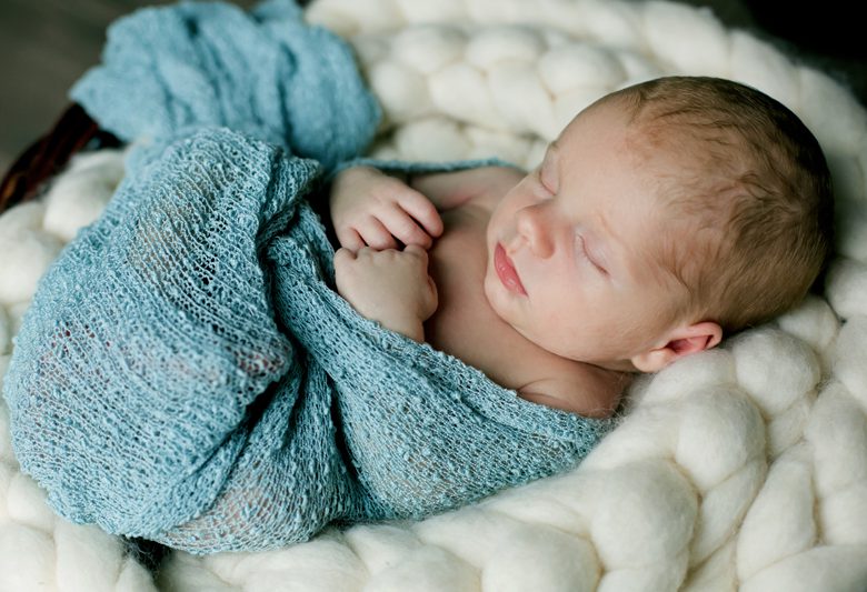 juna_photodesign_neugeborenenfotos_babyfotos_familienfotos_007