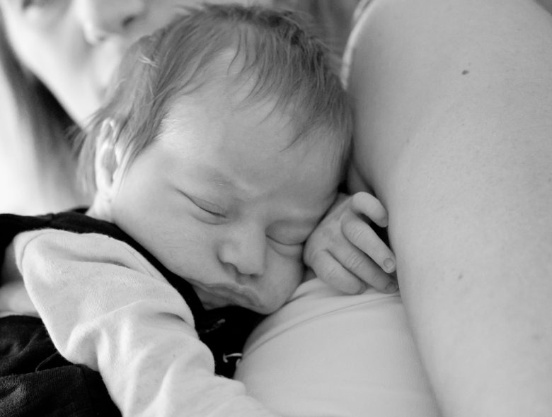 juna_photodesign_neugeborenenfotos_babyfotos_familienfotos_007